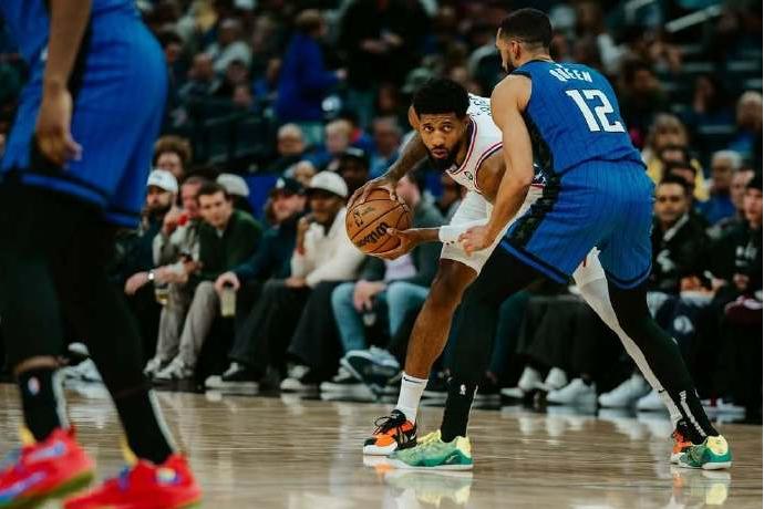 nba常规赛：魔术客场大胜国王，瓦格纳31分引领胜利直播集锦